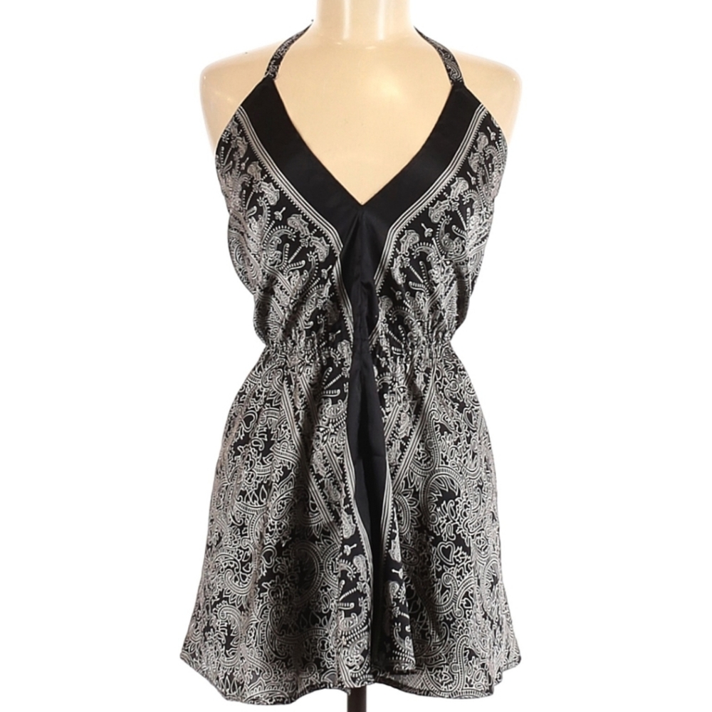 Sleeveless Blouse
